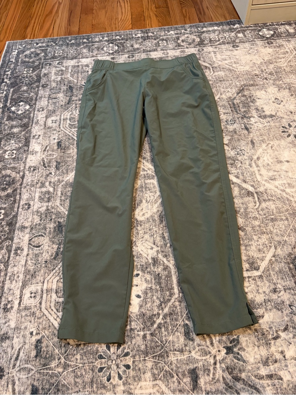 Eddie Bauer Green Performance Joggers